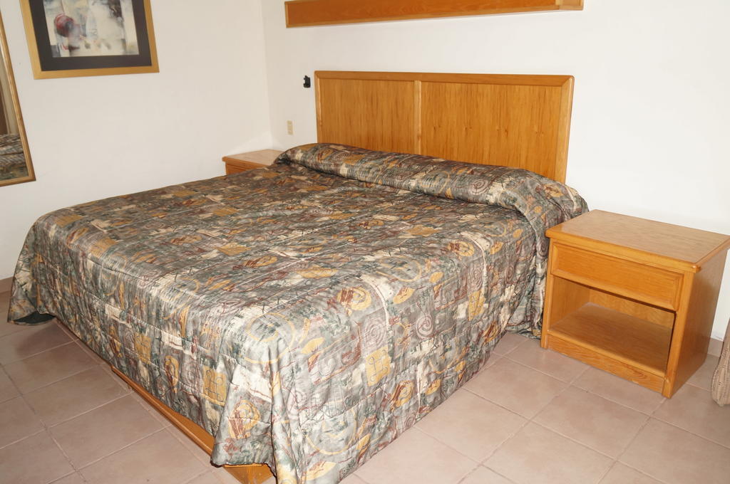 Maria Luisa Inn & Suites Juarez  Pokoj fotografie