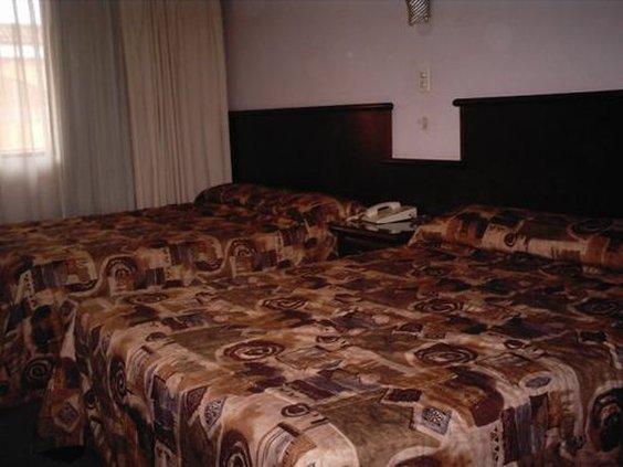 Maria Luisa Inn & Suites Juarez  Pokoj fotografie