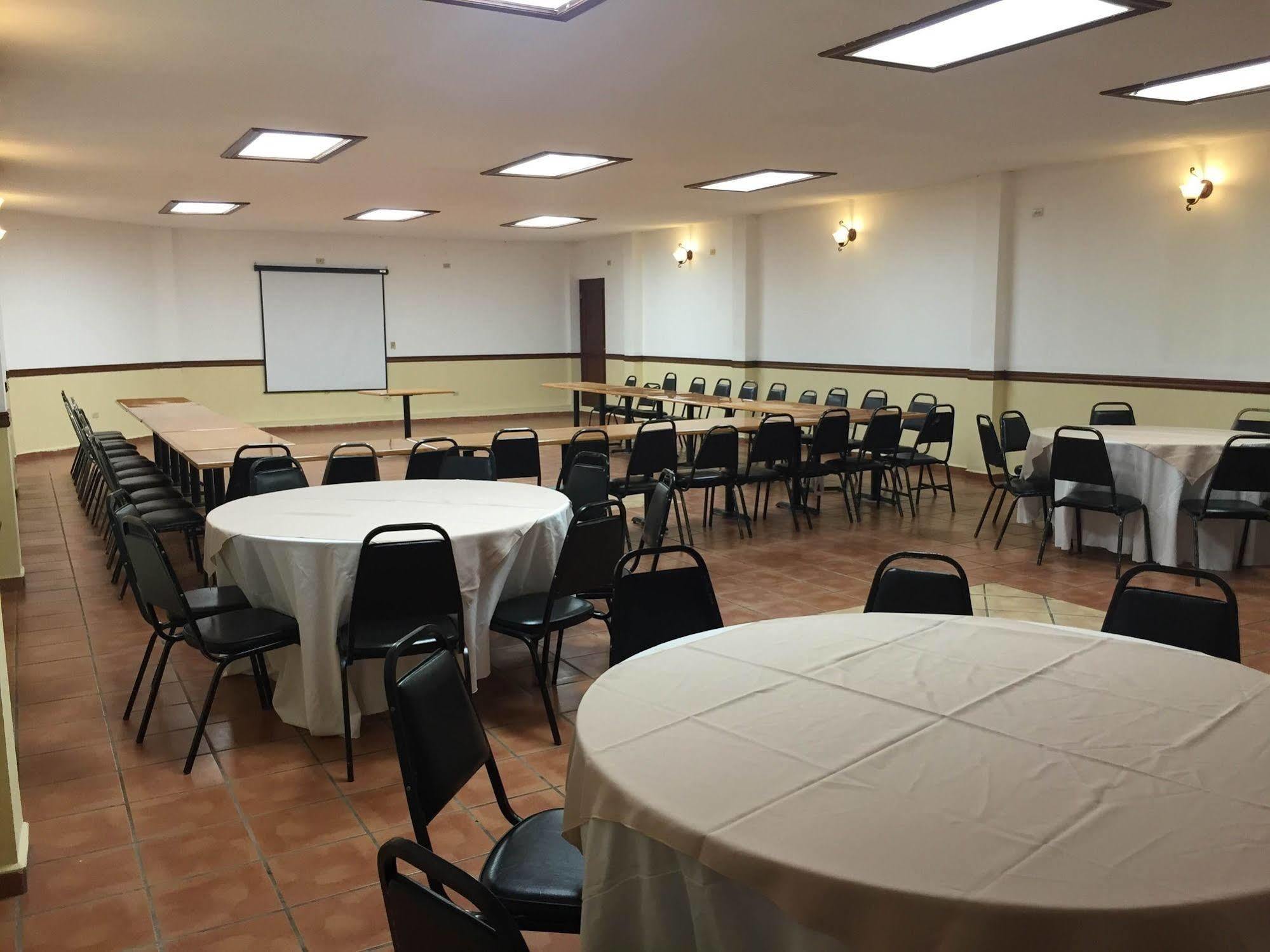 Maria Luisa Inn & Suites Juarez  Exteriér fotografie